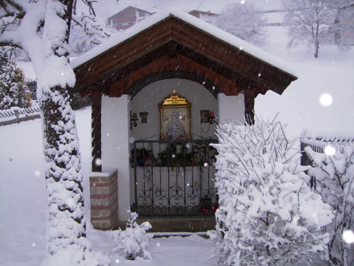 Ferienwohnungen Monja Und Dietmar Thoeni Арцль-ім-Пітцталь Екстер'єр фото